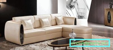 Narożna sofa w salonie - przykłady zdjęć i metody umieszczania